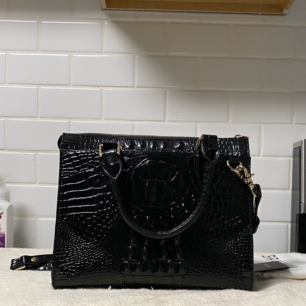NWOT Brahmin Black Crocodile-Embossed Shoulder Bag - Picture 5 of 10